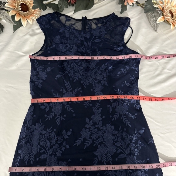 NEW $219 Alex Evenings [ 14 ] Illusion Neck Lace Embroider Godet Gown Navy‎ - Picture 2 of 13
